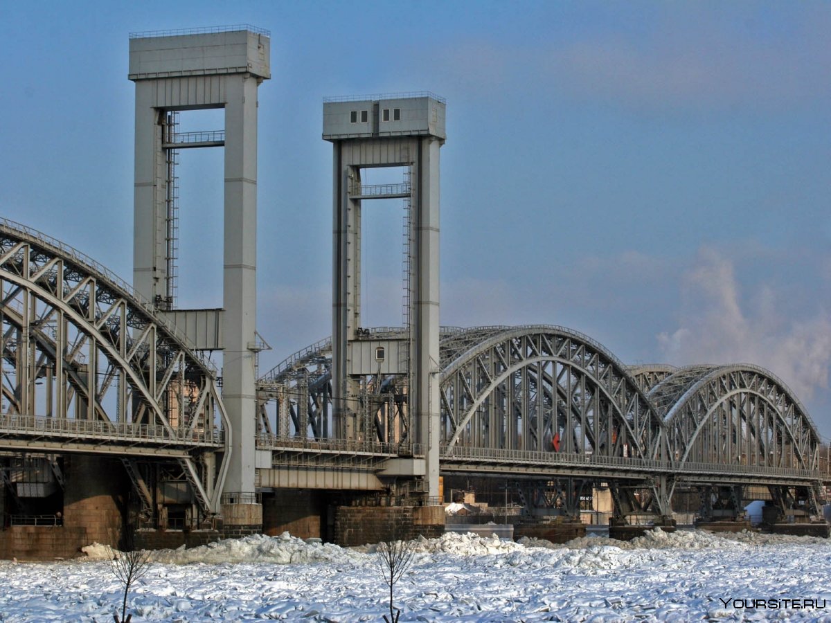 ЖД мост у Ладожского вокзала