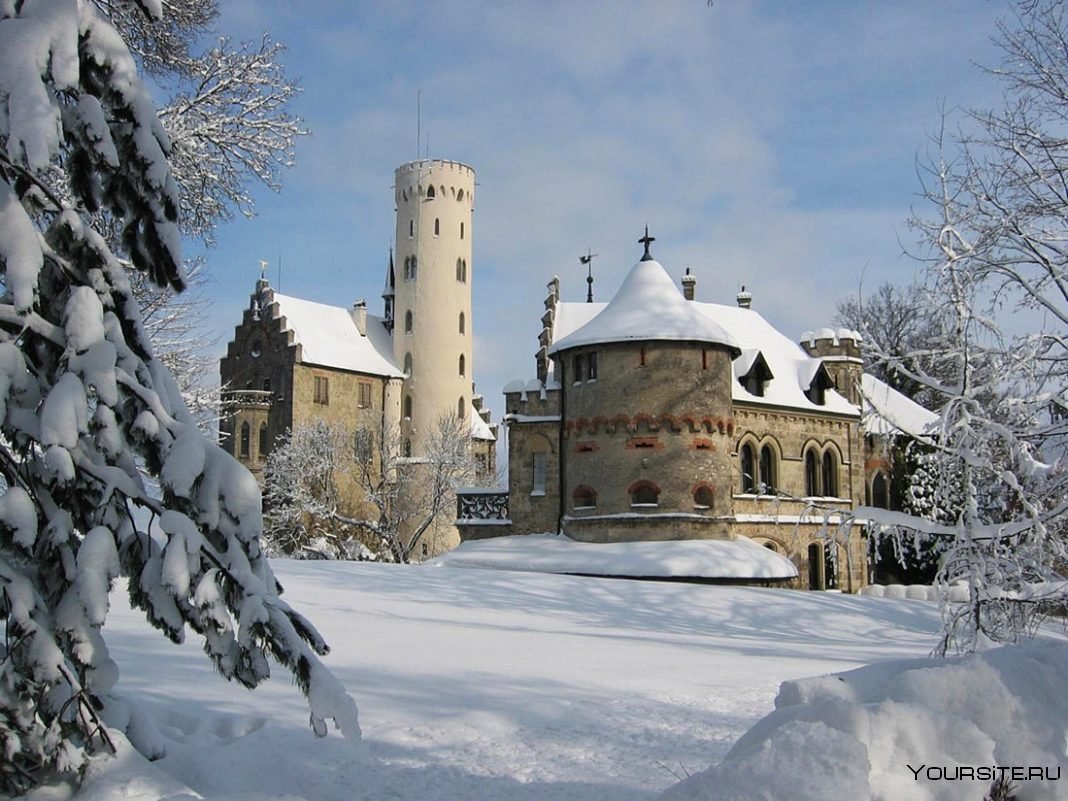 Лихтенштайн замок в Германии зимой