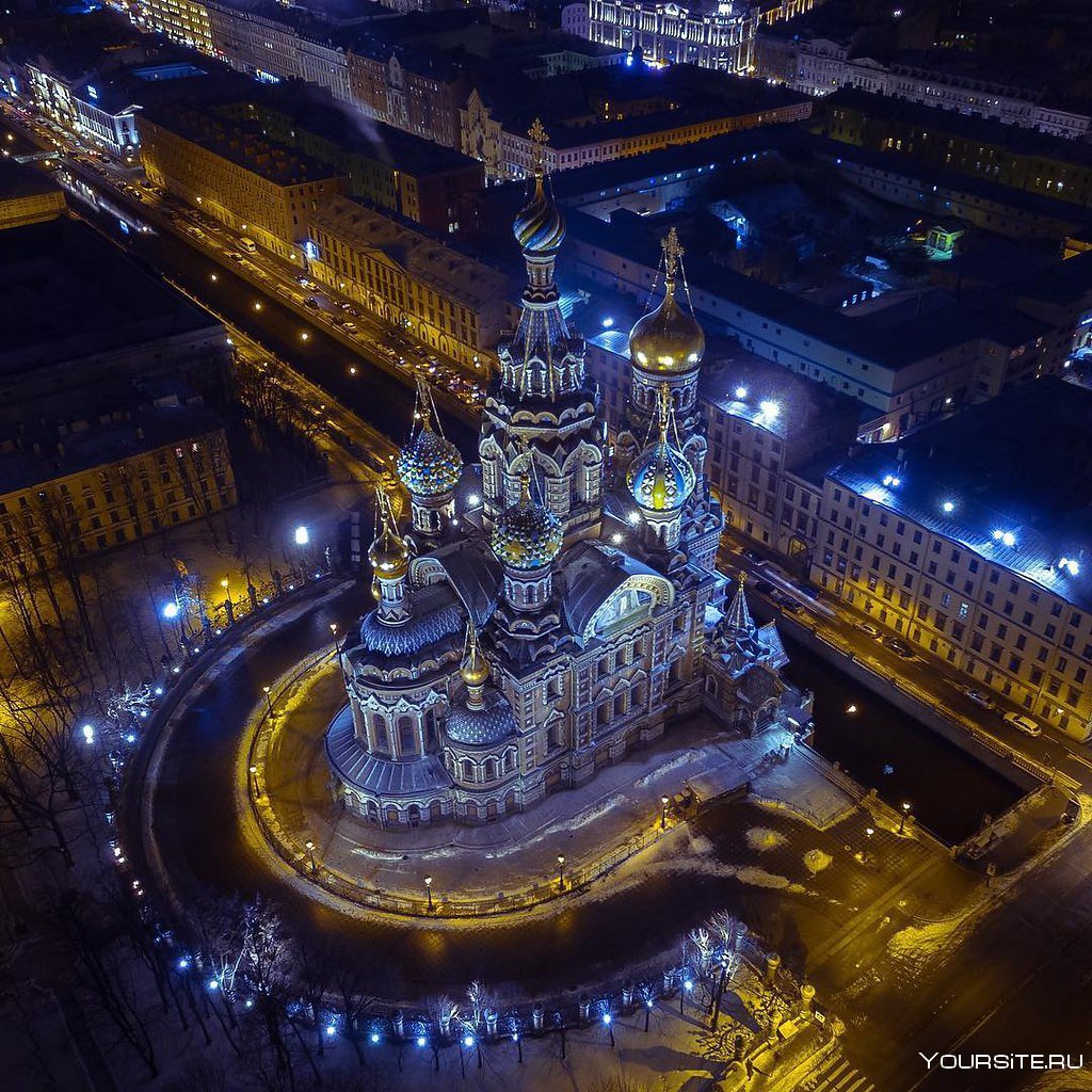 Ночные виды Санкт-Петербурга