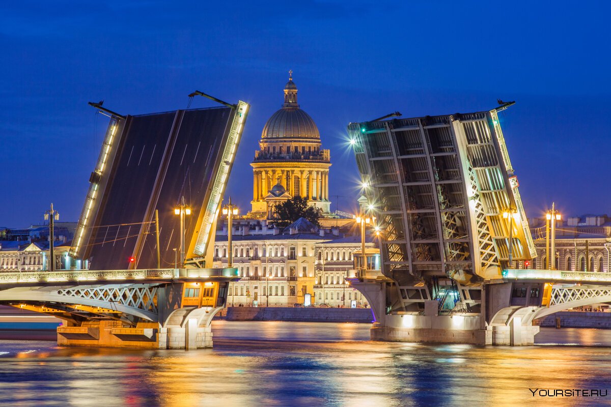 Благовещенский мост в Санкт-Петербурге