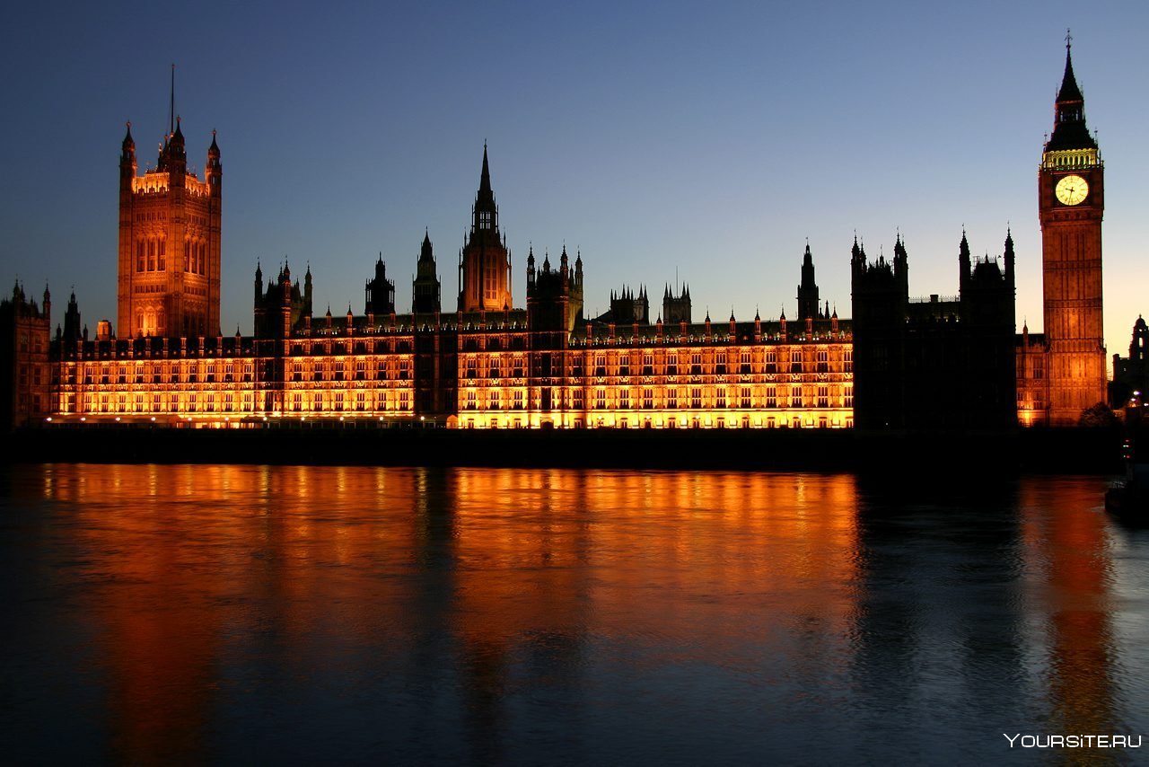 Первая в мире в лондоне. Вестминстер дворец Лондон. Здание парламента - Вестминстерский дворец. Бэрри Пьюджин Вестминстерский дворец. Биг Бен и Вестминстерский дворец.