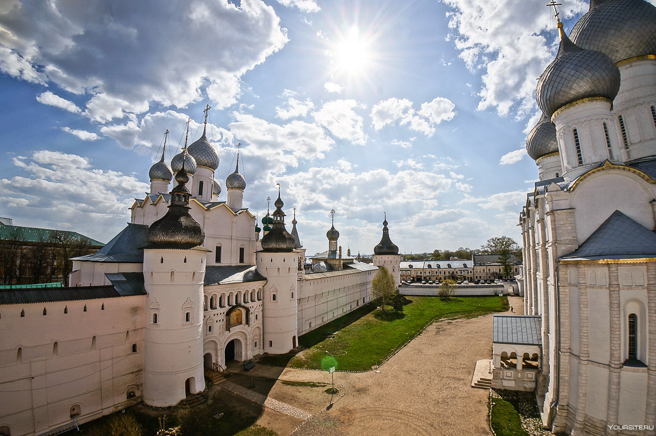 Ростовский кремль фото внутри и снаружи
