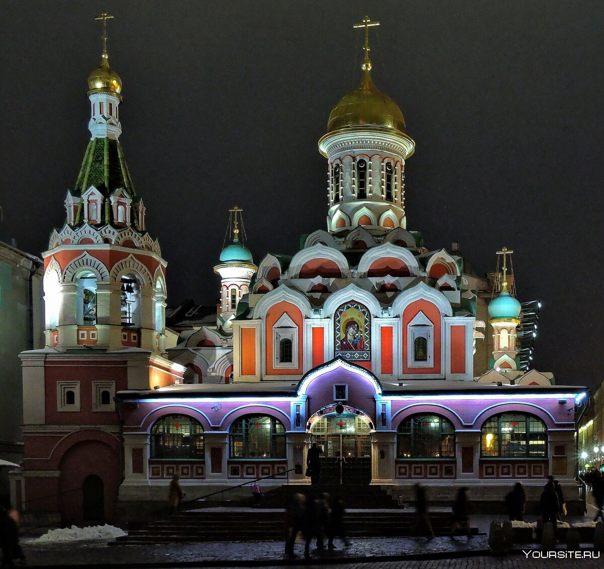 Собор Казанской Божьей матери в Казани зимой