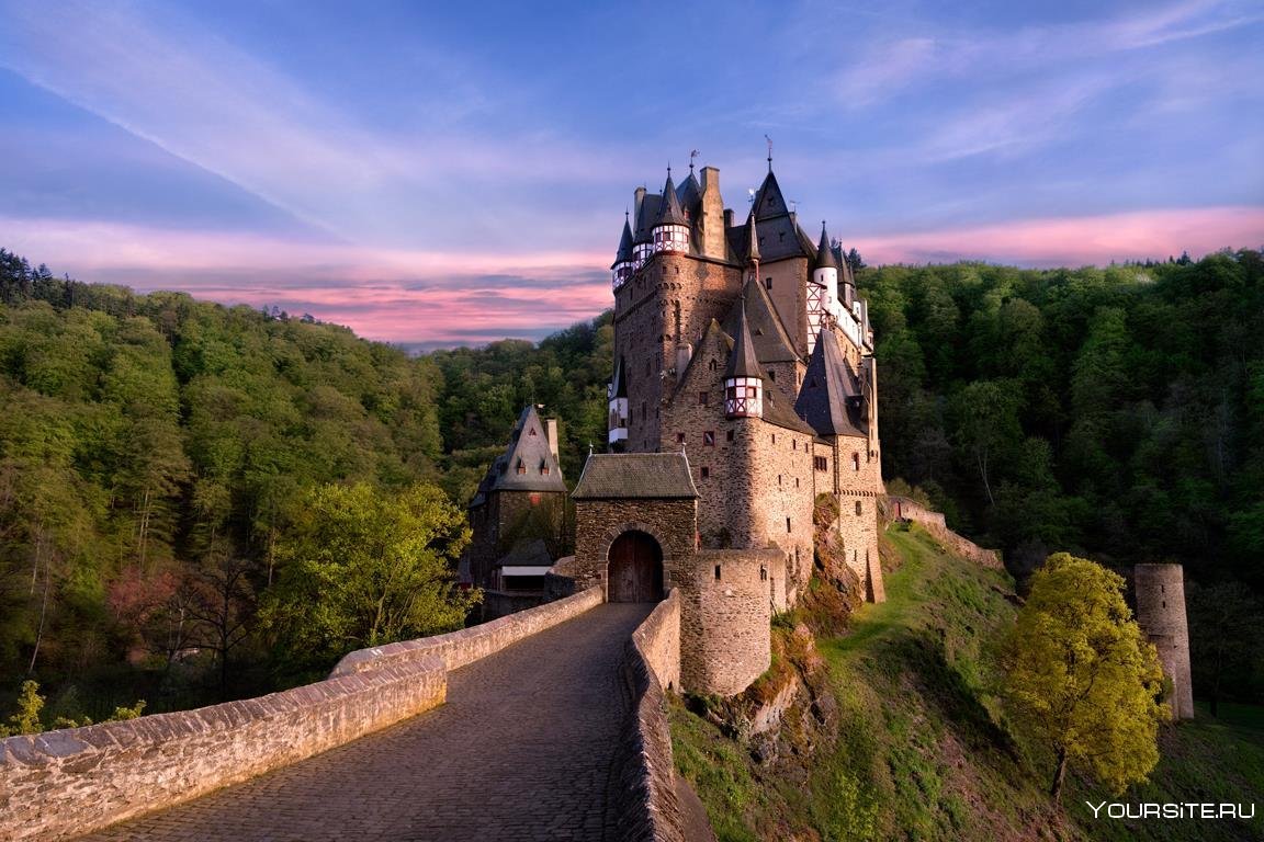 Рейнланд-Пфальц замок Эльц