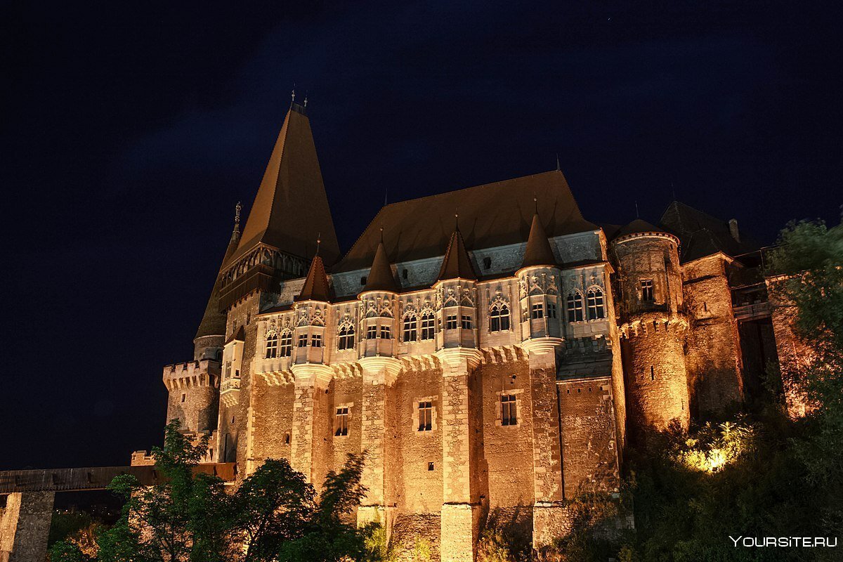 Румыния Хунедоара замок Хунедоара