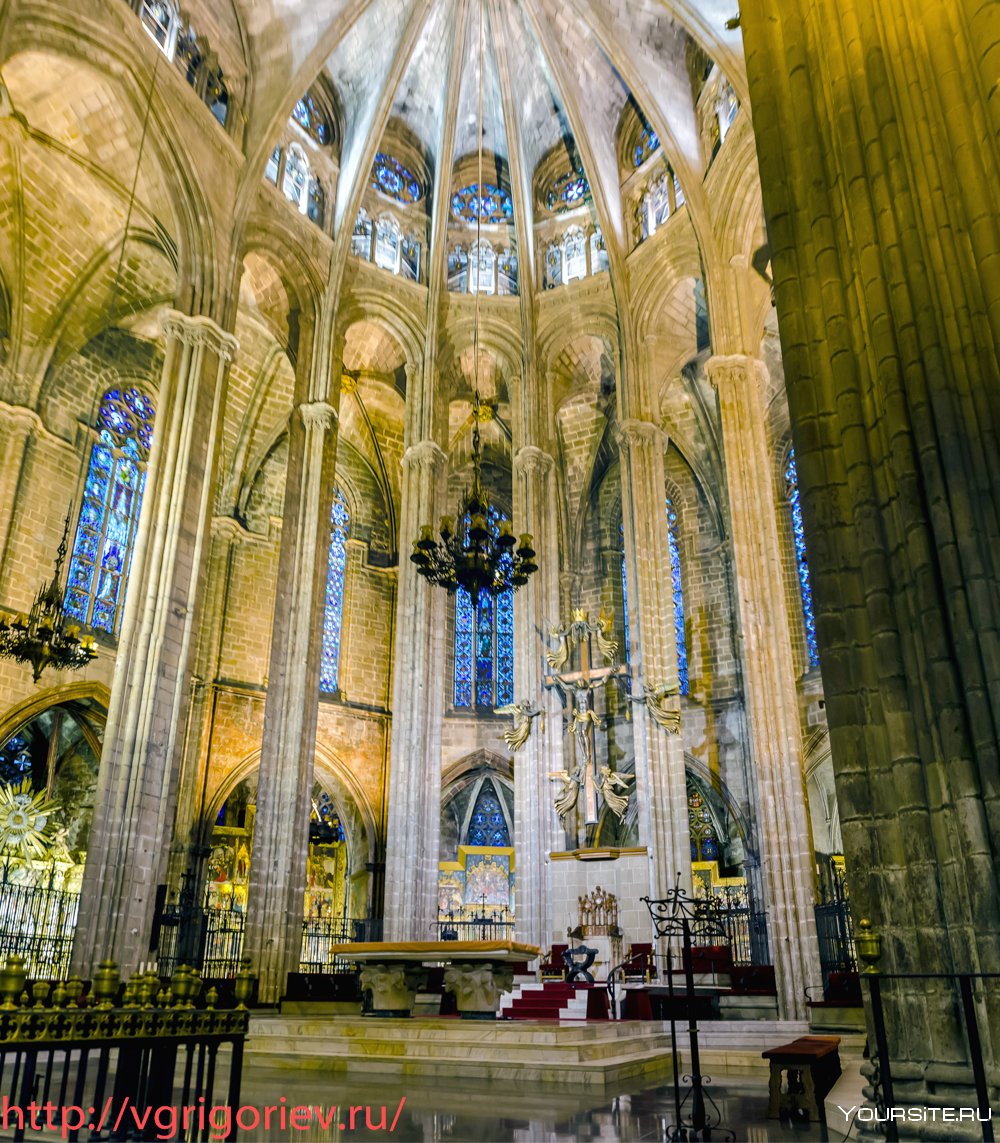 Испания Барселона кафедральный собор пол