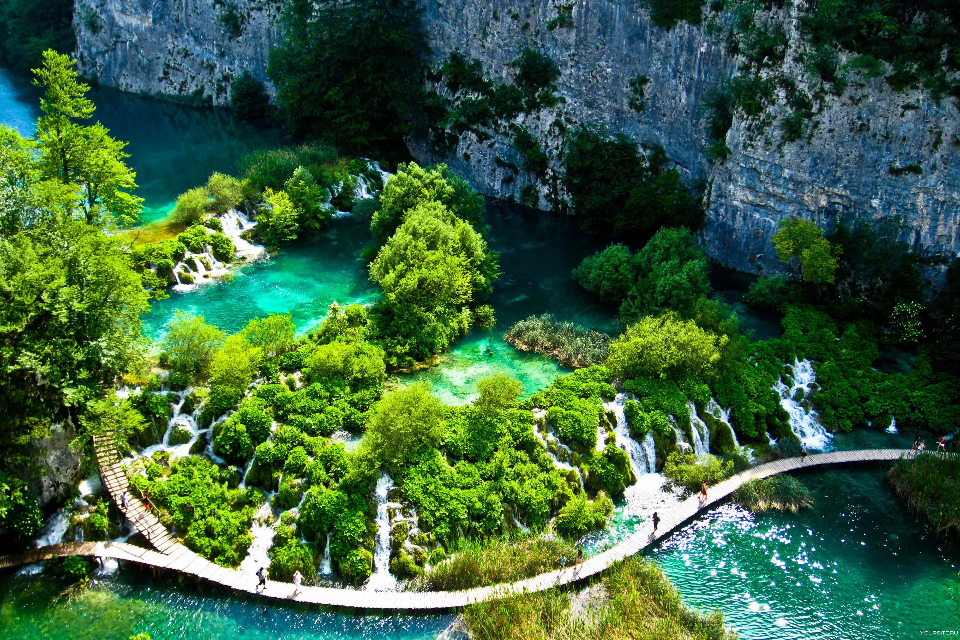 Красивые места. Плитвицкие озёра Хорватия. Плитвицкие озера - крупнейший национальный парк Хорватии. Притвицкие озёра Хорватия. Хорватия национальный парк Плитвице.