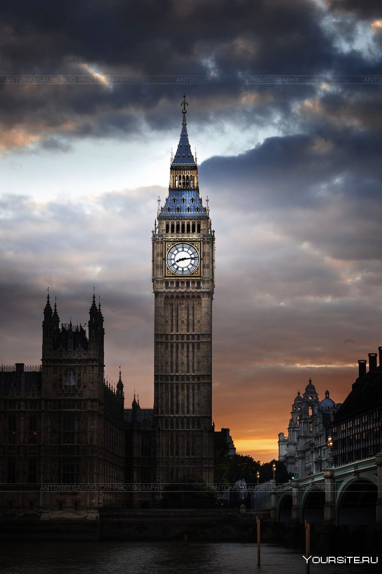 часы в лондоне