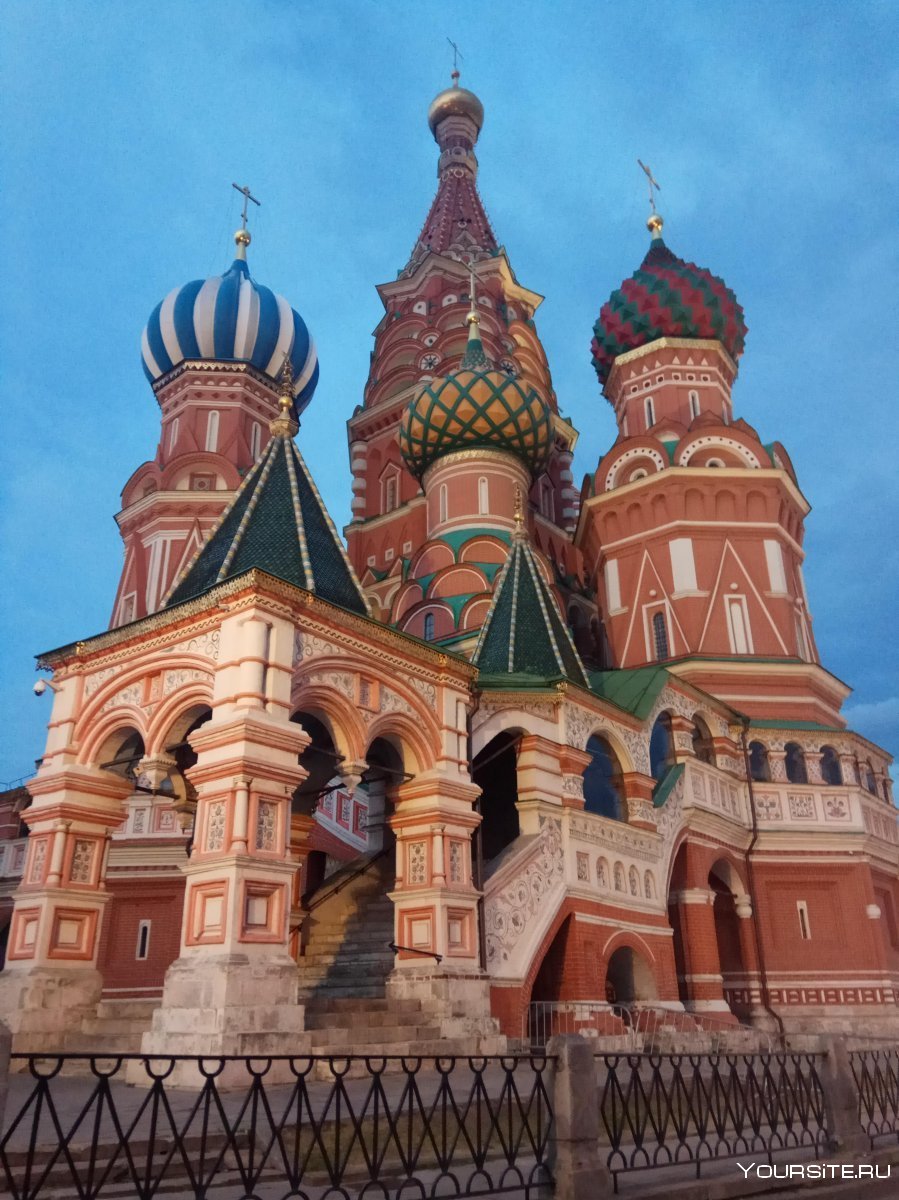 Церковь в москве на красной площади