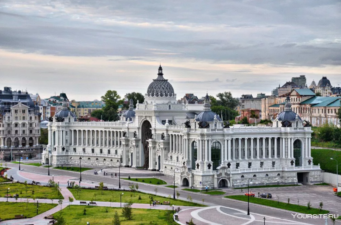 Дворец землевладельцев в Казани