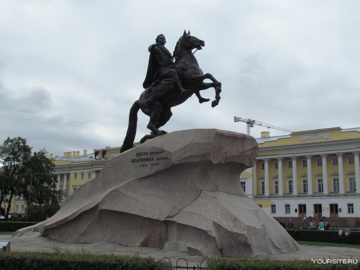 Медный всадник Шевченко памятник
