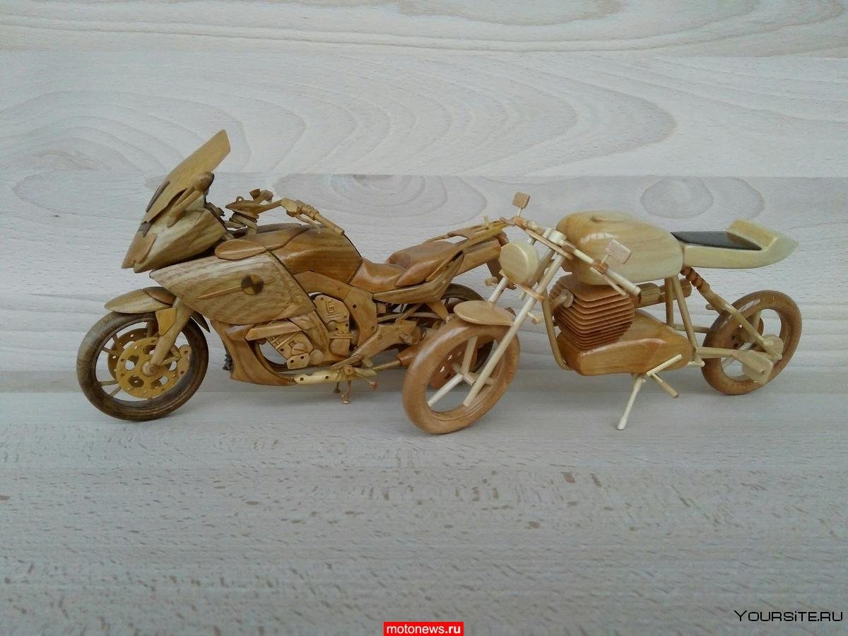 Деревянный мотоцикл из бревна