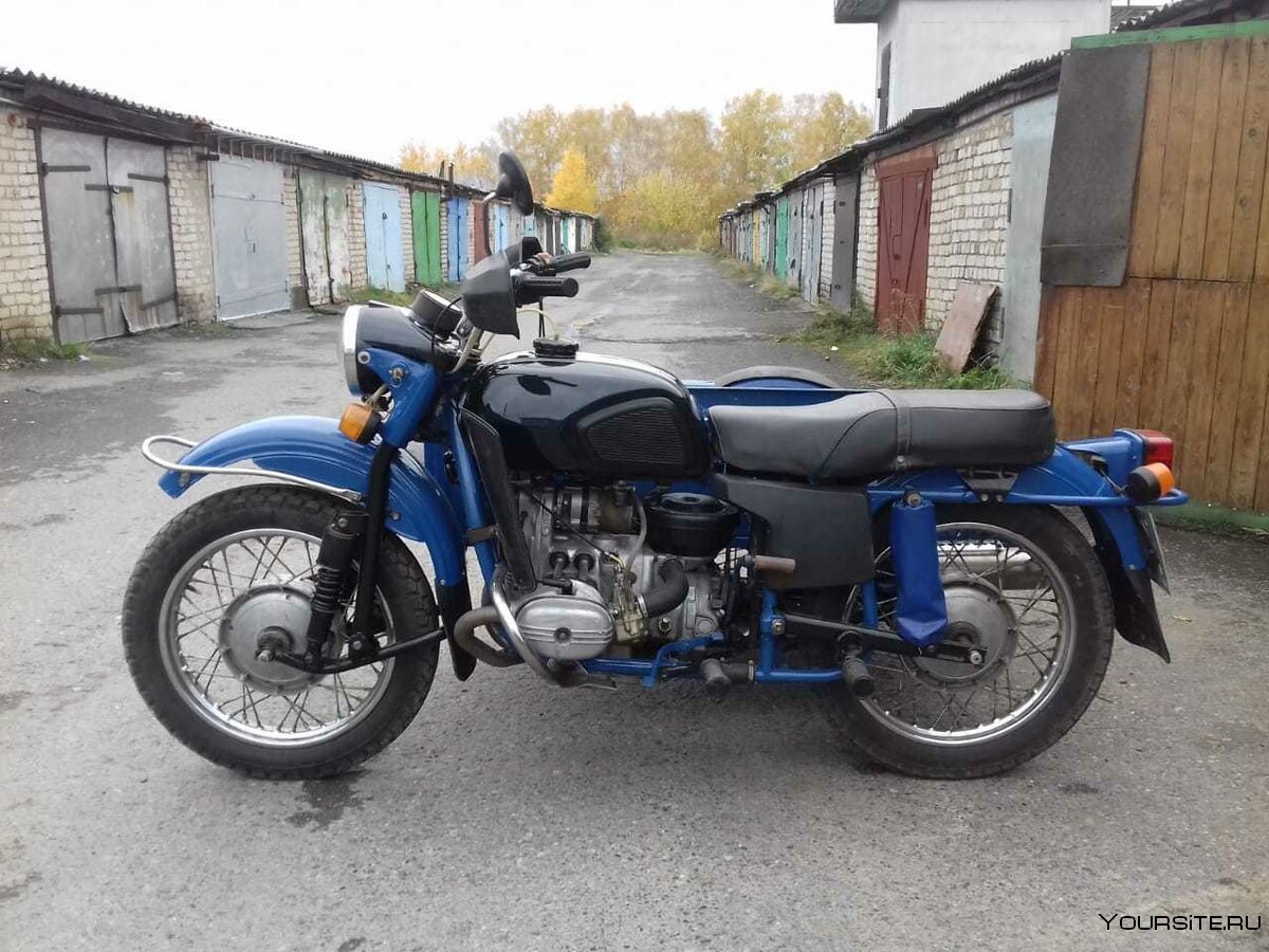 Урал мотоцикл ИМЗ 8 103 голубая.