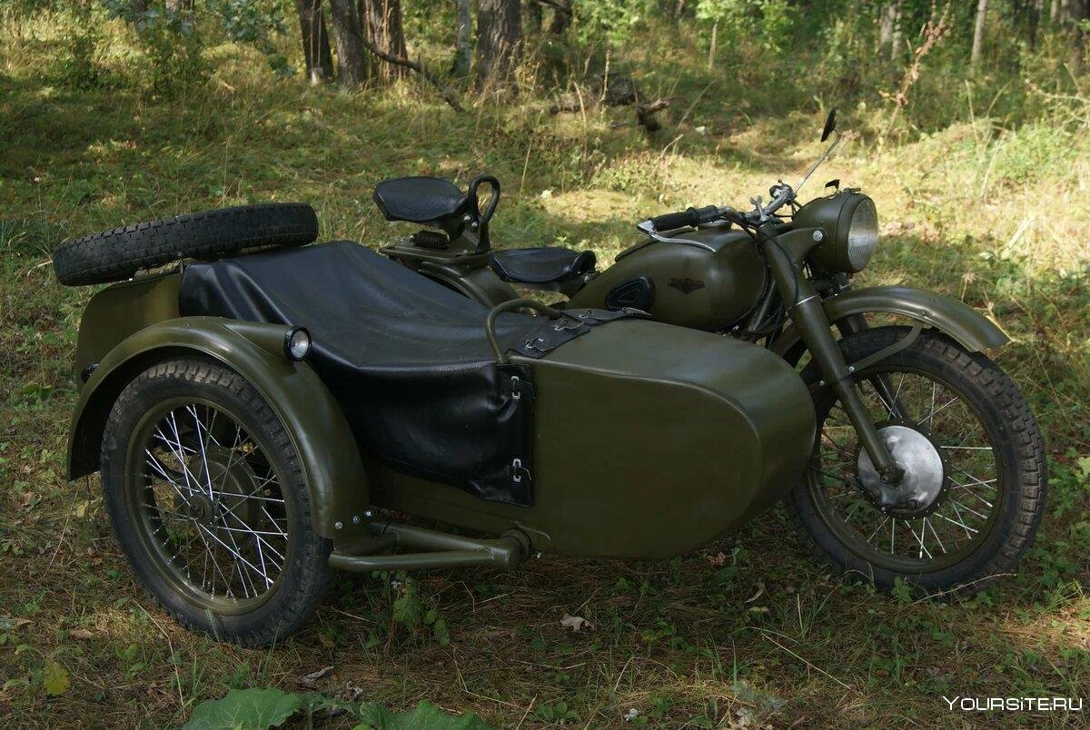 Военный мотоцикл с коляской