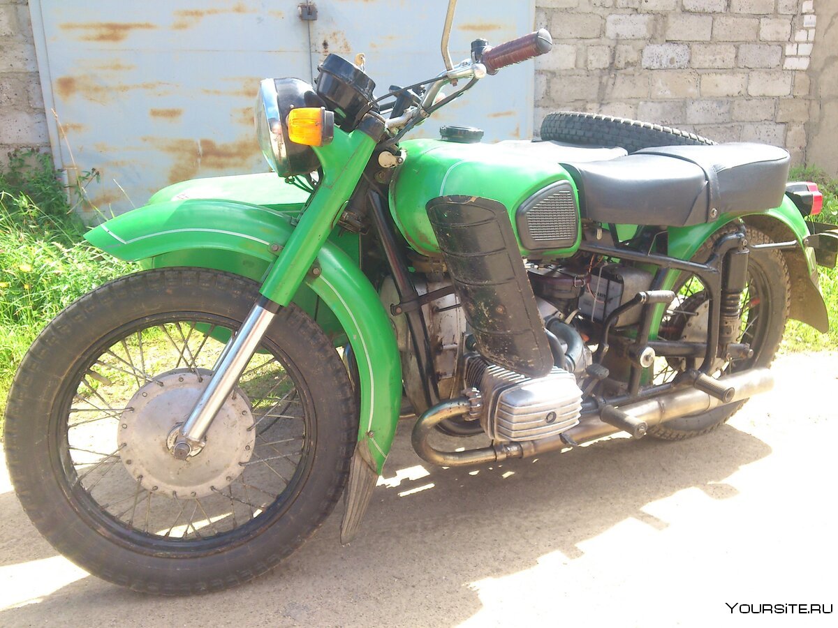 Днепр мотоцикл зеленый