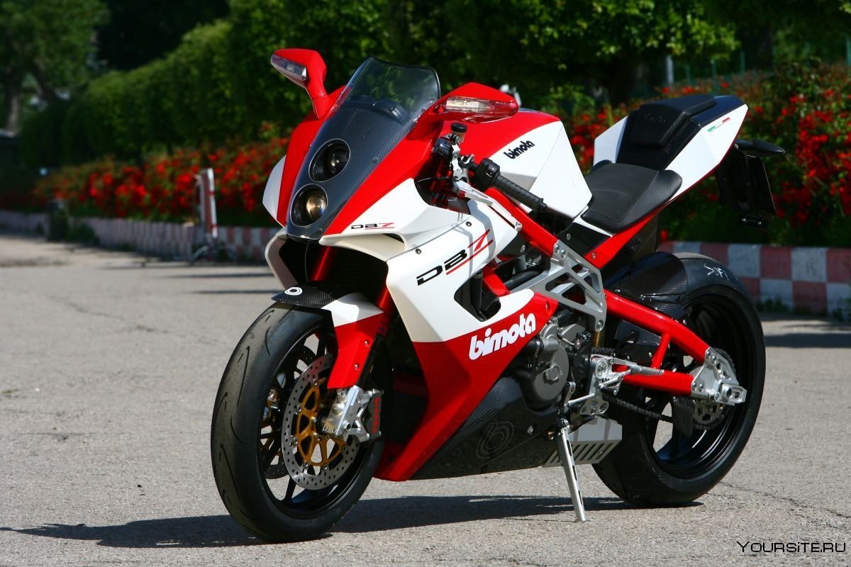 Ducati спортбайк белый