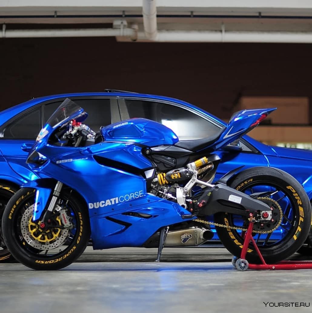 Ducati Corse мотоцикл синий