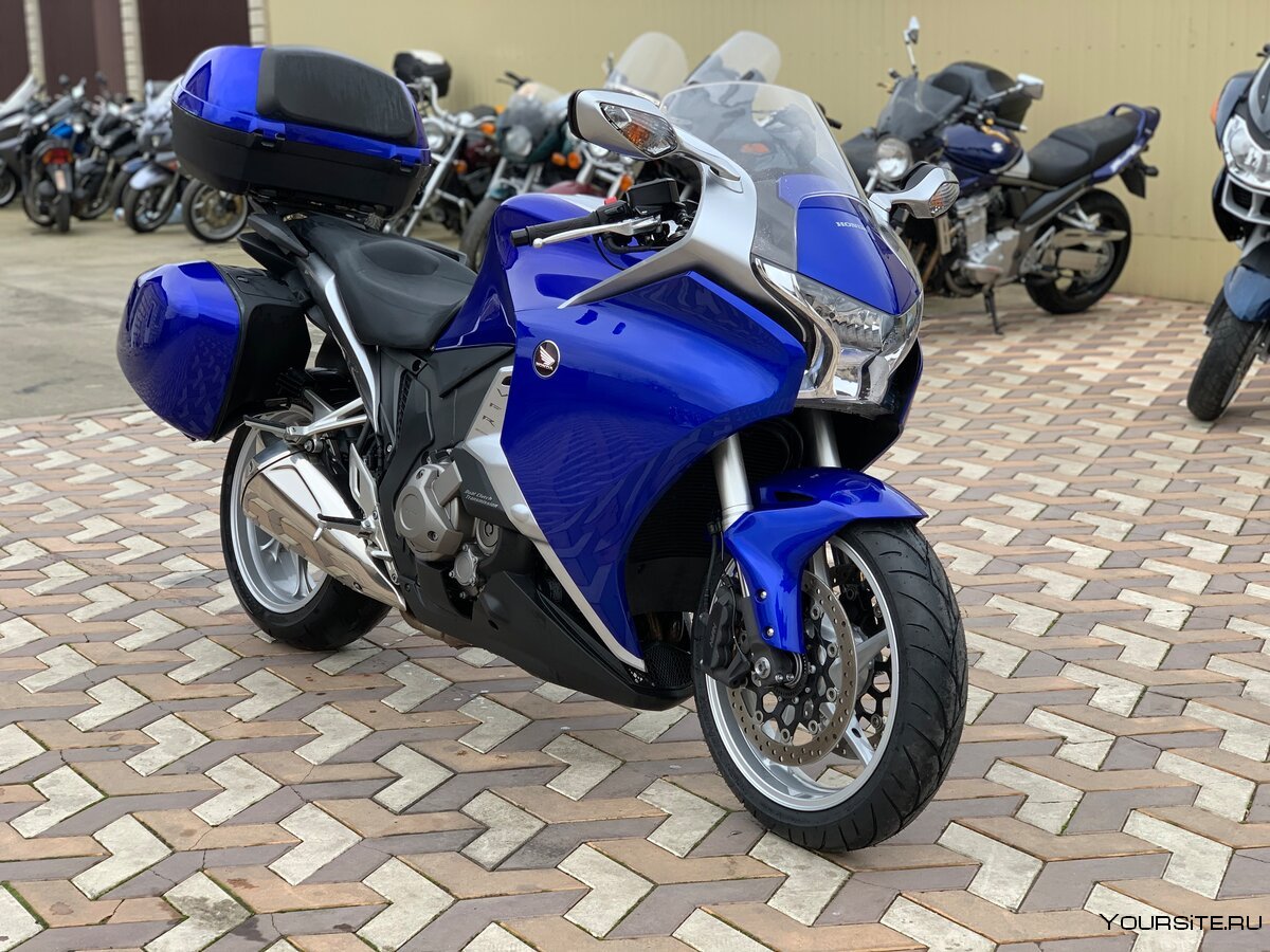 Honda VFR 1200 синий