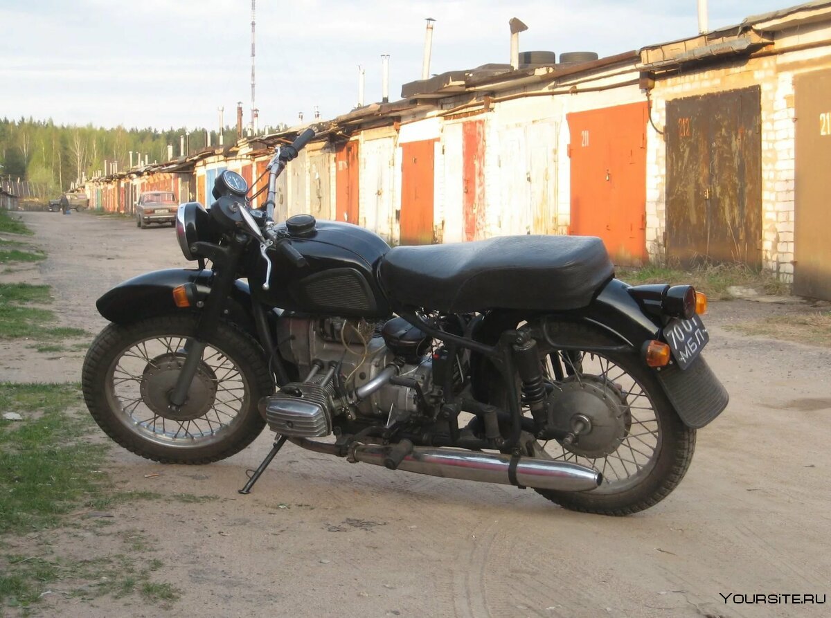 Мотоцикл Днепр спорт