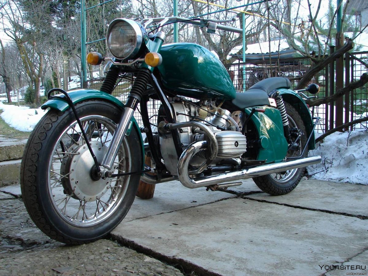 Мотоцикл Днепр МТ 10