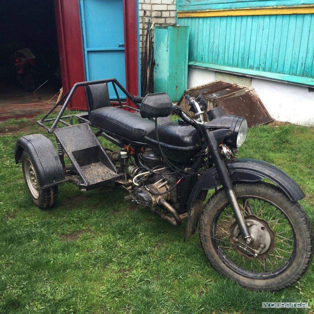 Мотоцикл Урал 1981 года