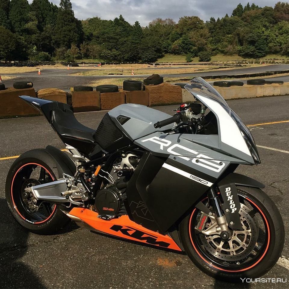 КТМ rc8