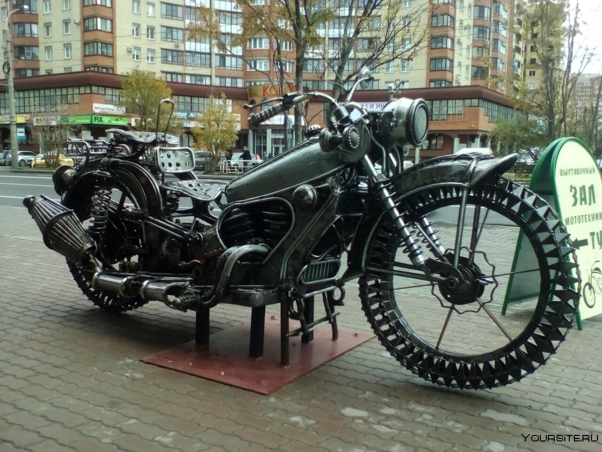 Памятник мотоциклу