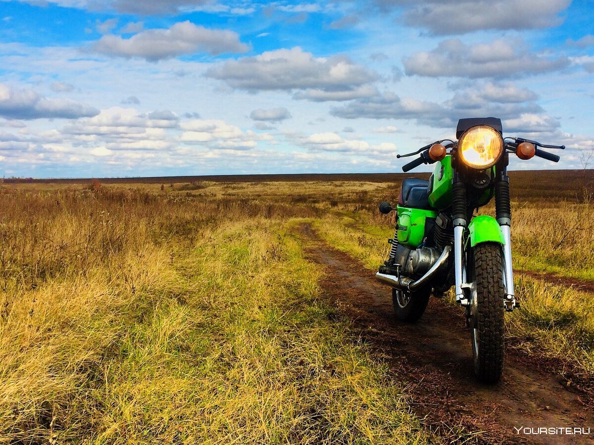 Мотоцикл Восход 3м зеленый