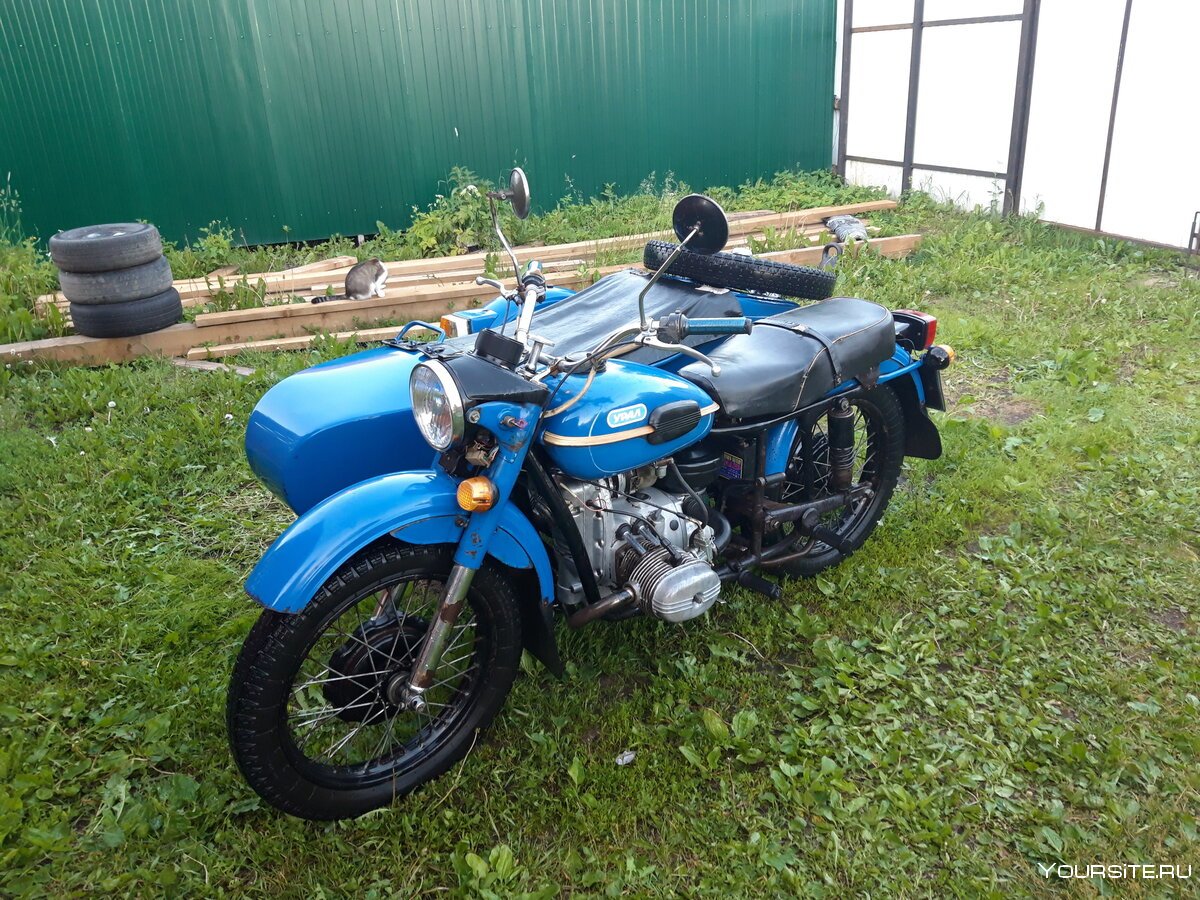 Мотоцикл Урал голубой