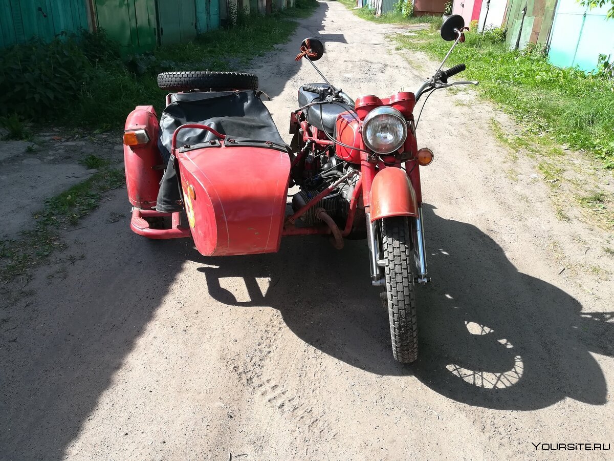 Мотоцикл Днепр МТ 16 красный