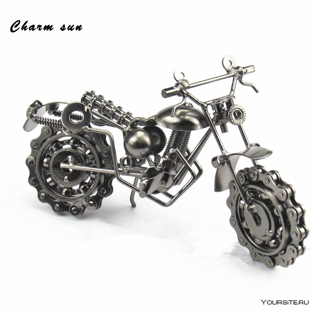Байкерский мотоцикл из металла