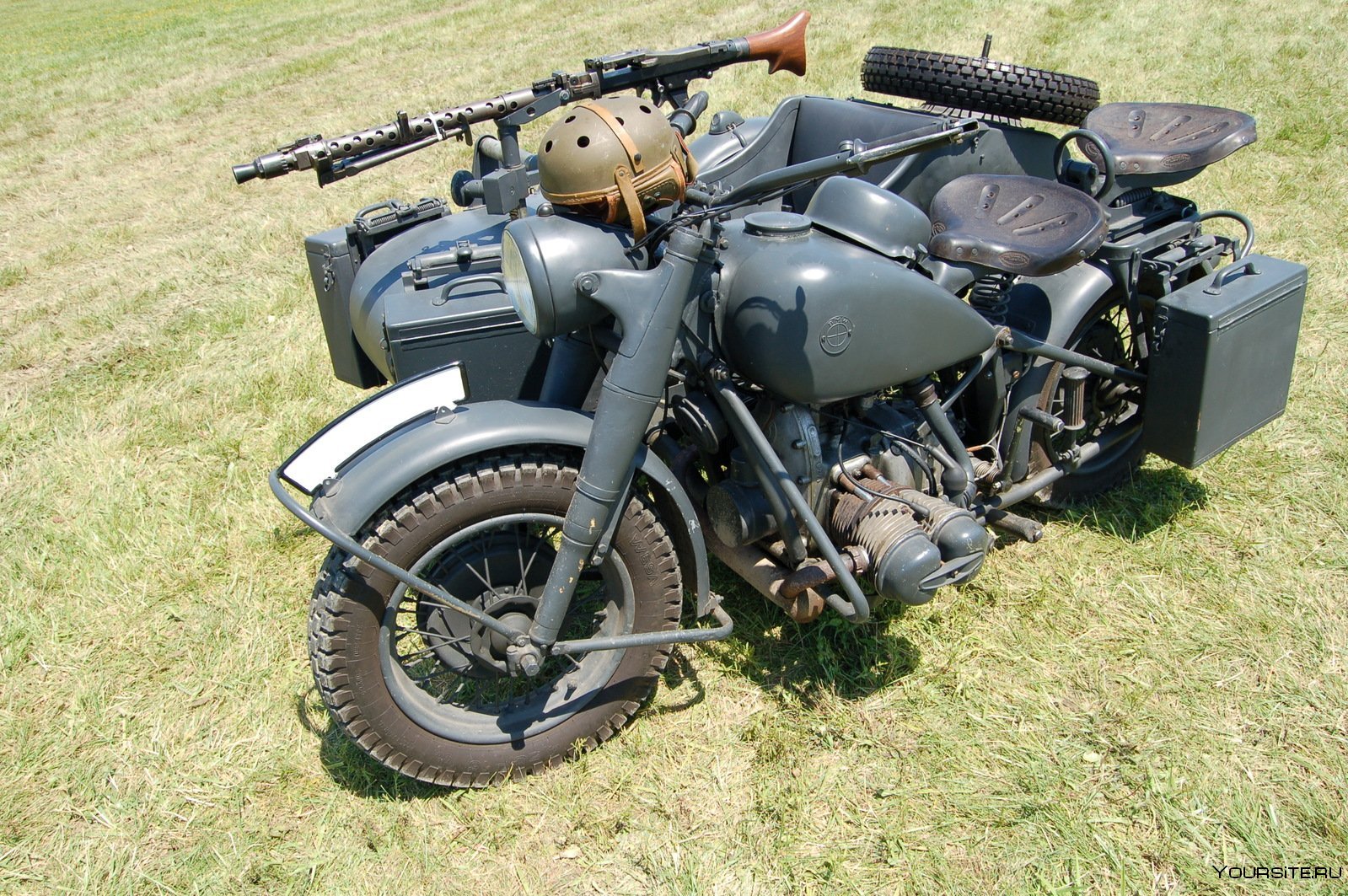 Мотоцикл БМВ второй мировой