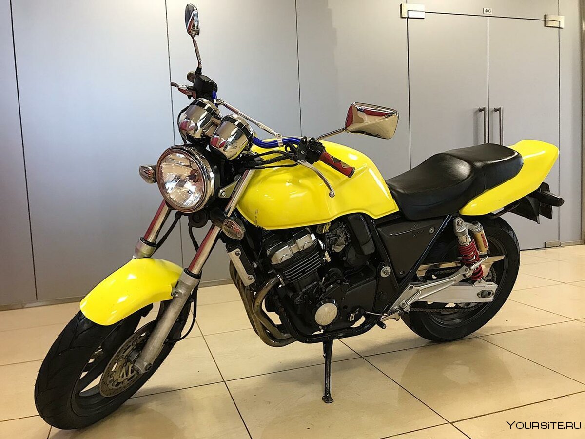 Honda CB 400 желтый