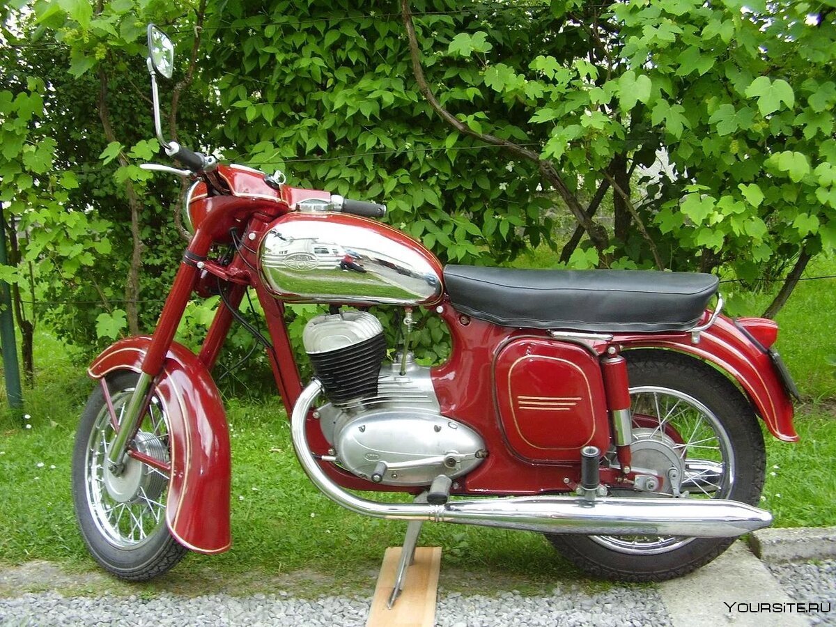 Мотоцикл Ява 500