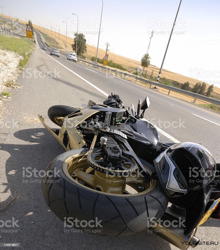 Авария на спортивном мотоцикле