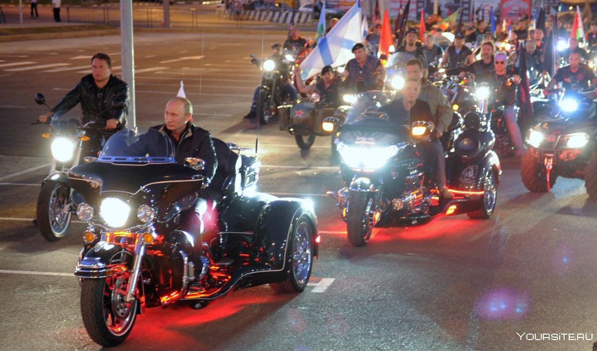 Путин на Harley-Davidson