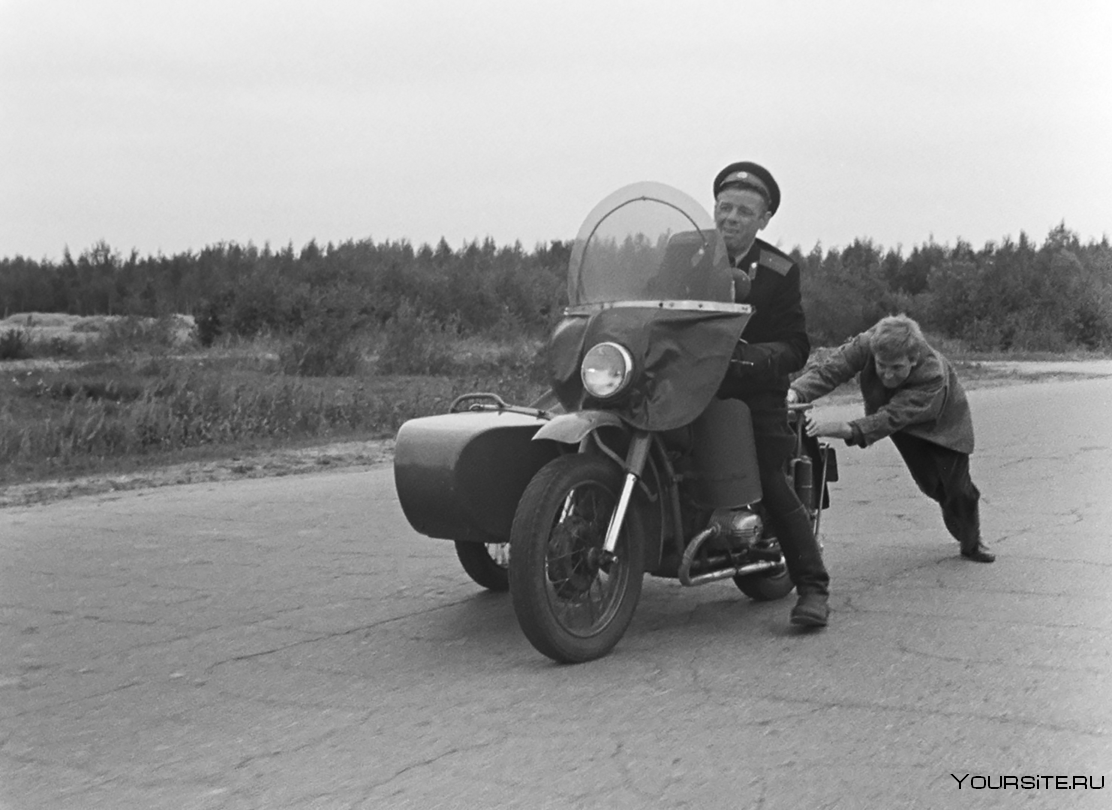 Советские мотоциклисты