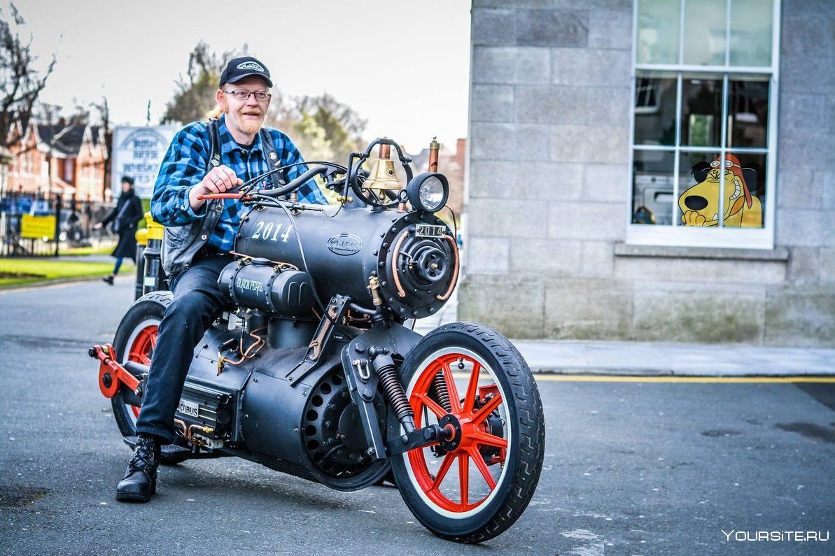 Паровой мотоцикл чёрная Жемчужина