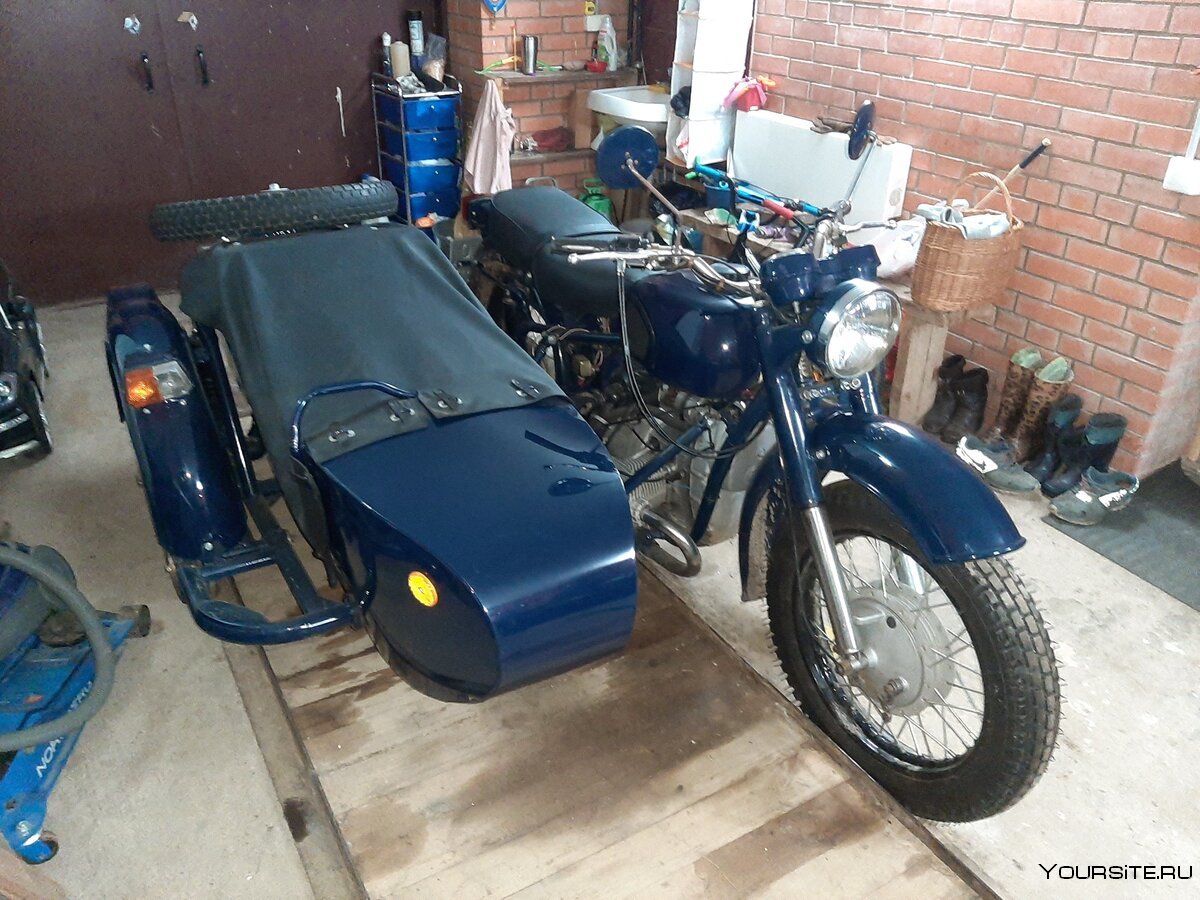 Мотоцикл Урал синий