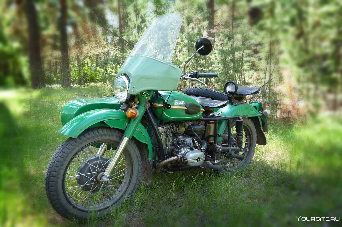 Мотоцикл Урал ИМЗ-8.103