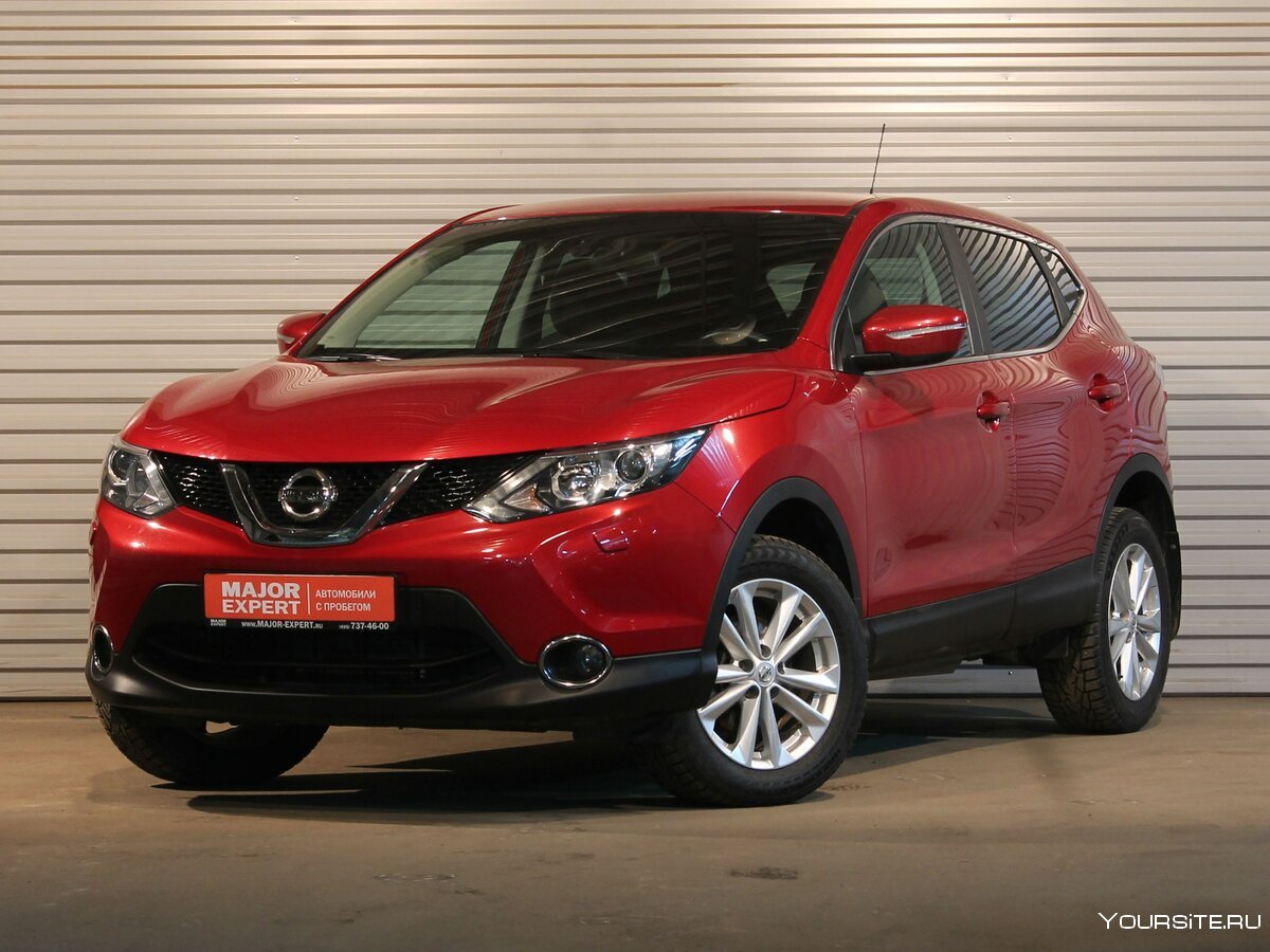 Nissan Qashqai красный 2014