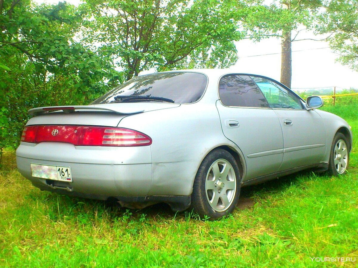 Toyota Sprinter Marino 1996