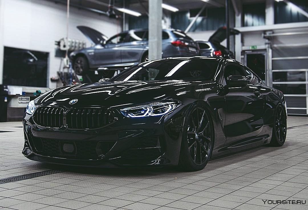 BMW m850i Black