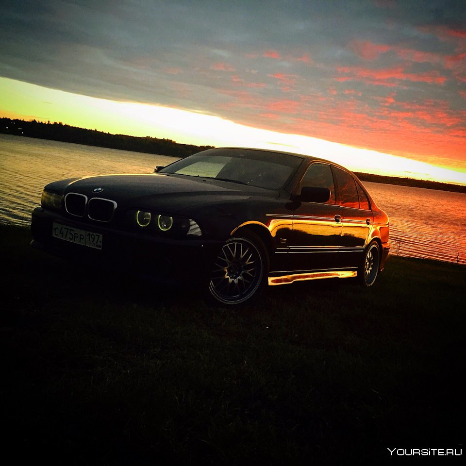 BMW m5 e39 на закате