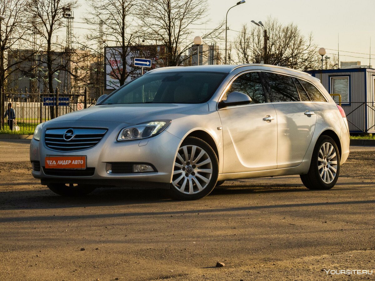 Opel Insignia 2011 универсал