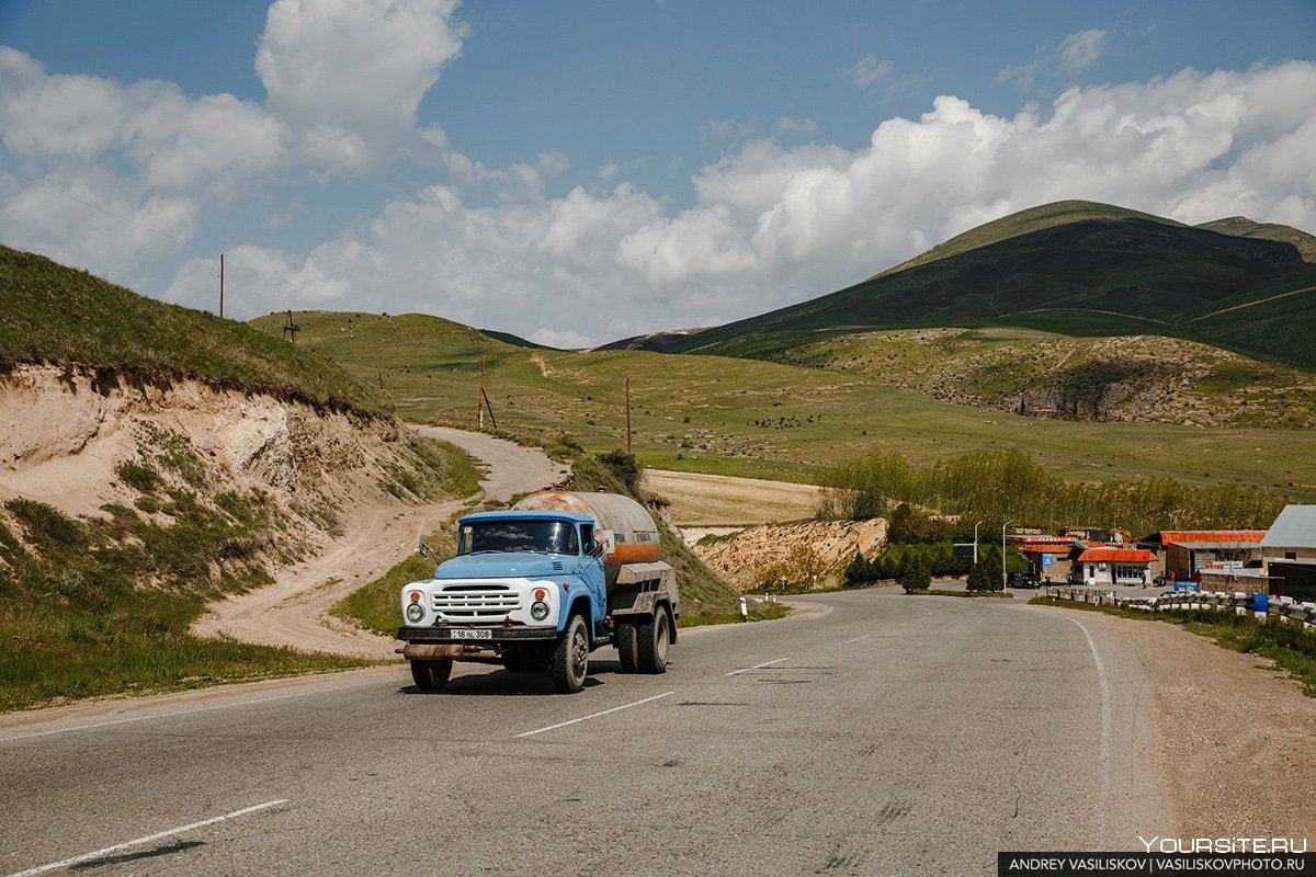 Советские автомобили в Армении