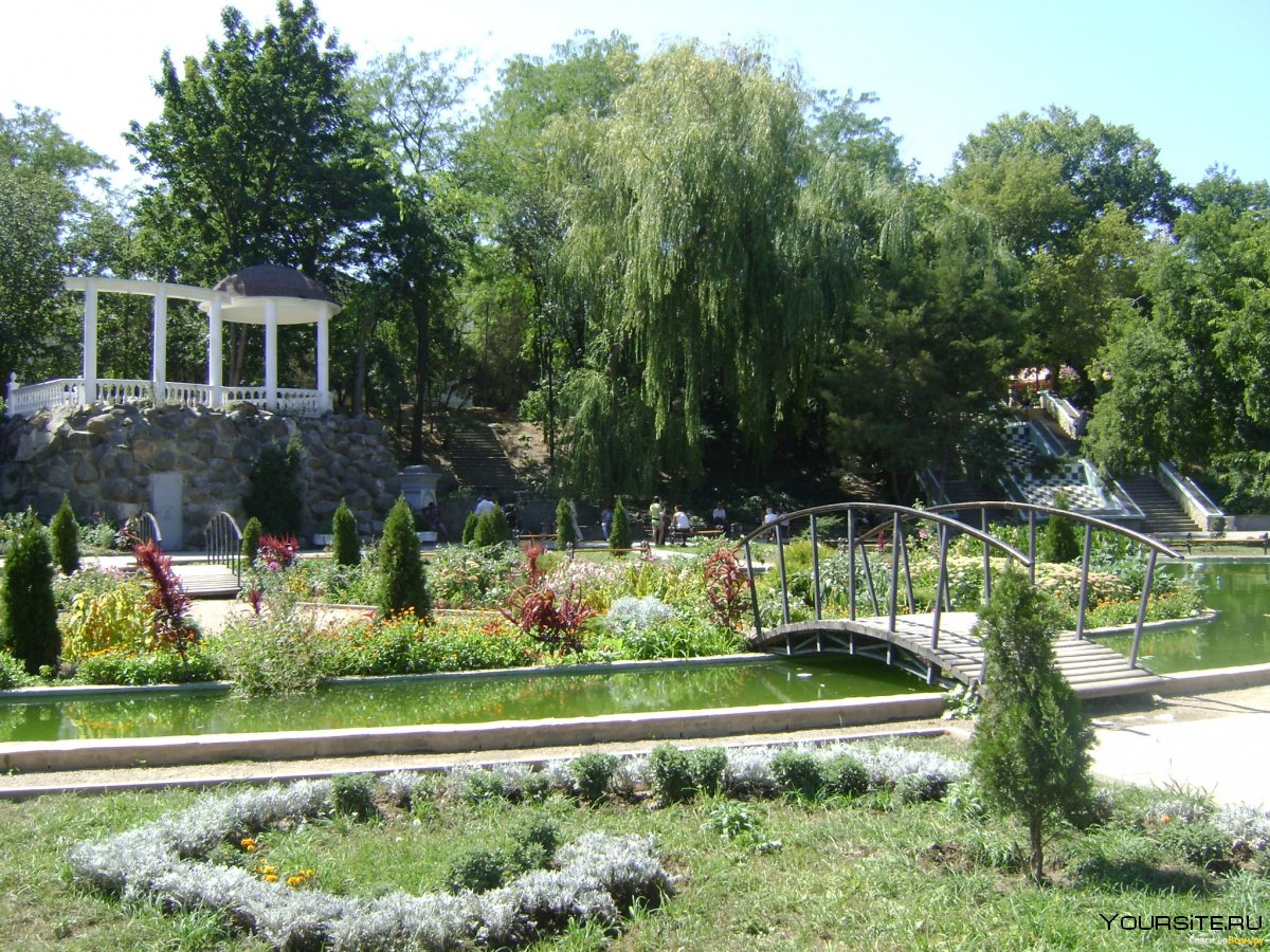 Екатерининский парк Симферополь