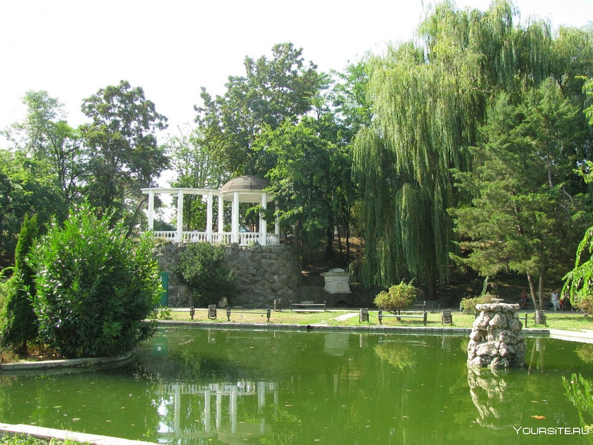 Екатерининский парк Симферополь