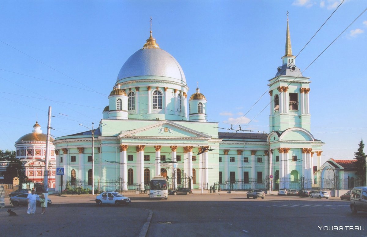 Красная площадь Курск Знаменский собор