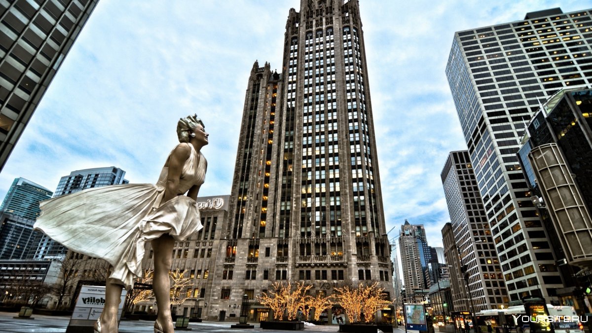 Статуя Мэрилин Монро в Нью Йорке